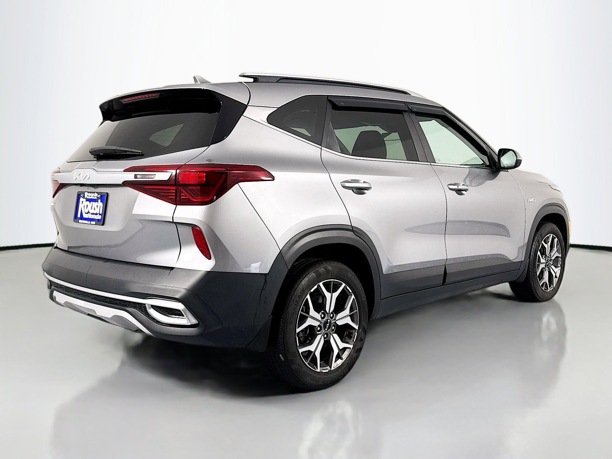 Used 2022 Kia Seltos EX image 5