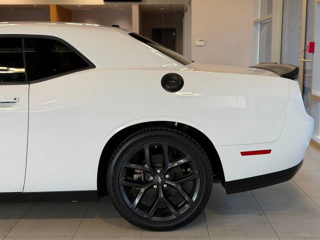 Used 2023 Dodge Challenger GT w/ Blacktop Package image 9