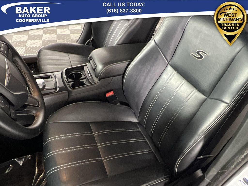 Used 2017 Chrysler 300 S w/ 300S Premium Group image 20