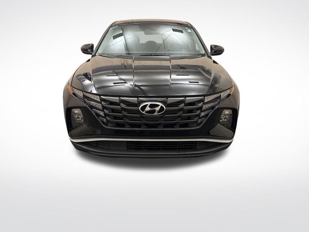 Used 2023 Hyundai Tucson SE AWD/4WD image 2