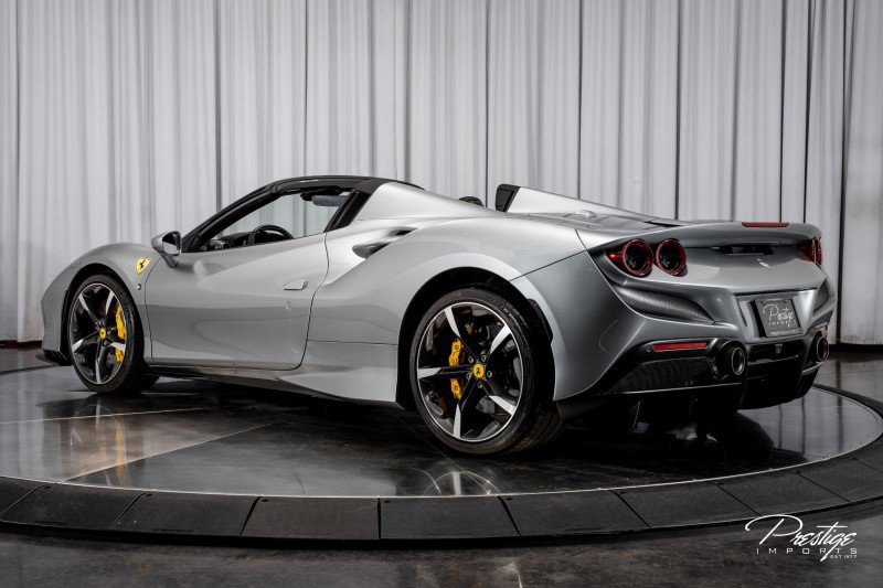 Used 2022 Ferrari F8 Tributo image 15
