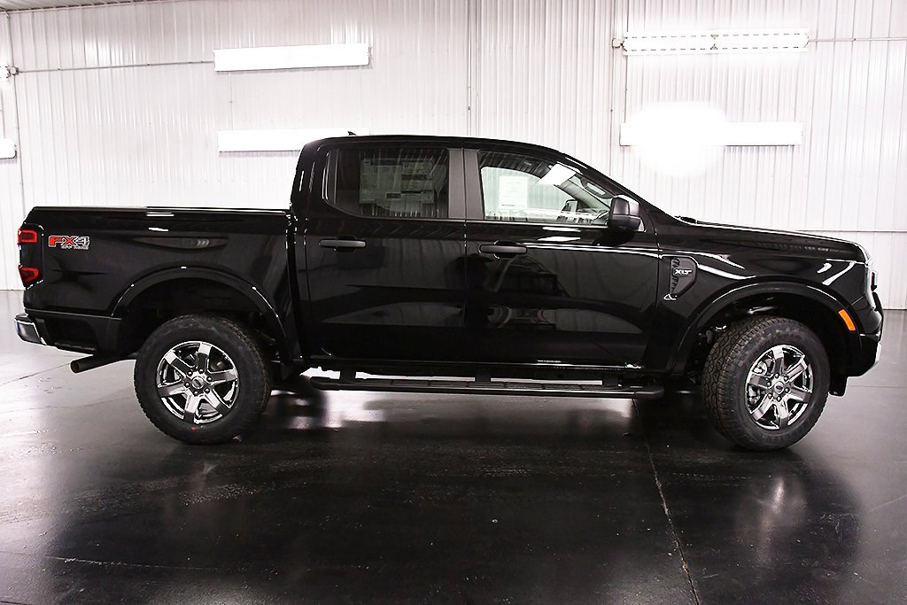 New 2025 Ford Ranger XLT w/ Equipment Group 301A High image 8