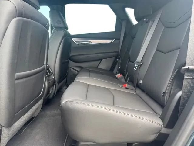 New 2026 Cadillac XT5 Luxury AWD/4WD image 17