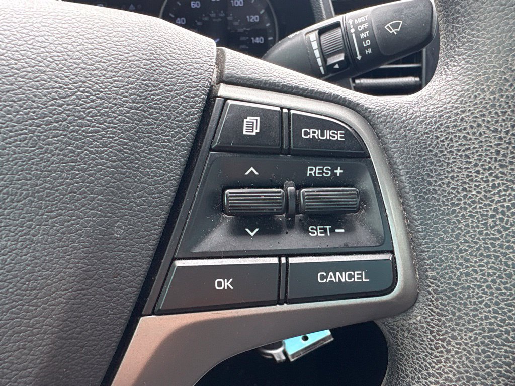Used 2018 Hyundai Elantra SEL FWD image 25