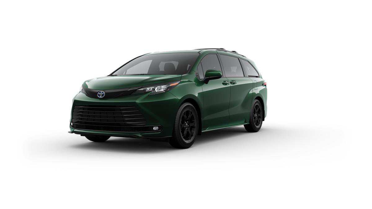 New 2025 Toyota Sienna XLE Woodland Edition