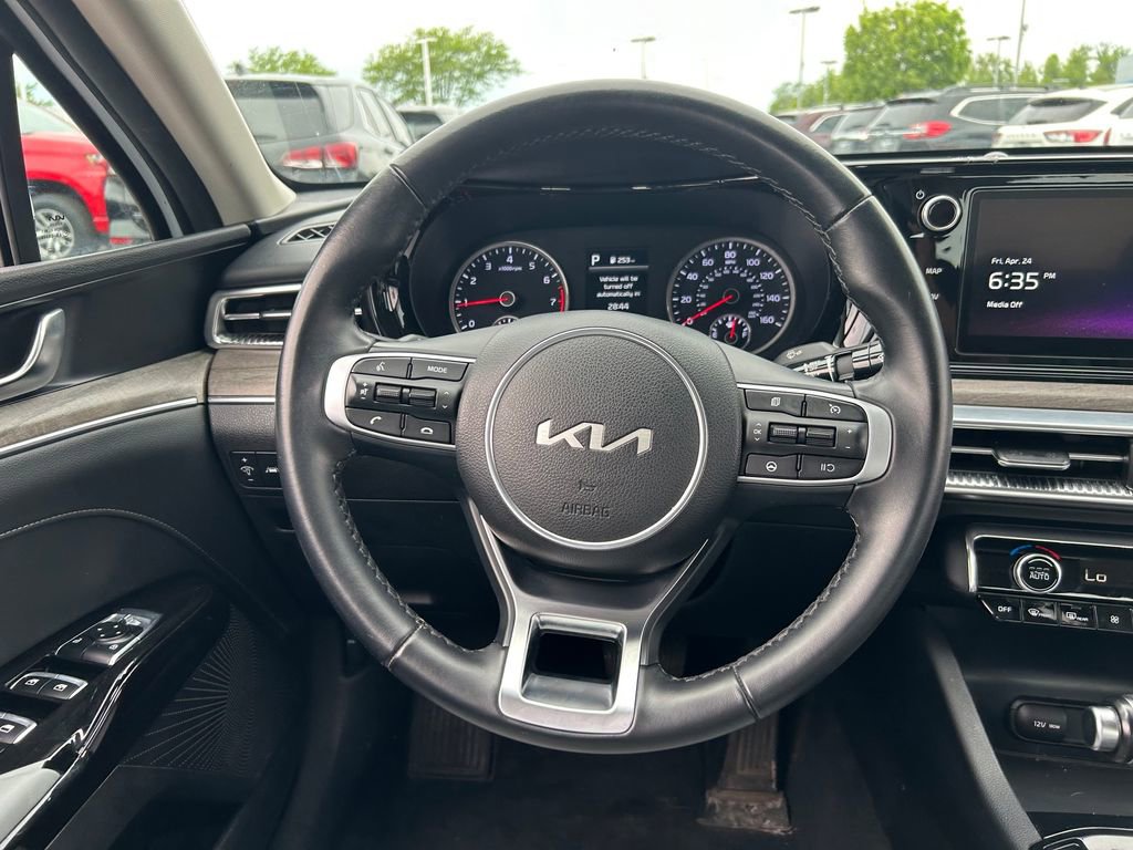 Used 2023 Kia K5 EX FWD image 10