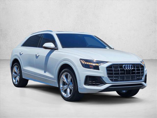 Used 2023 Audi Q8 Premium w/ Convenience Package AWD/4WD image 3