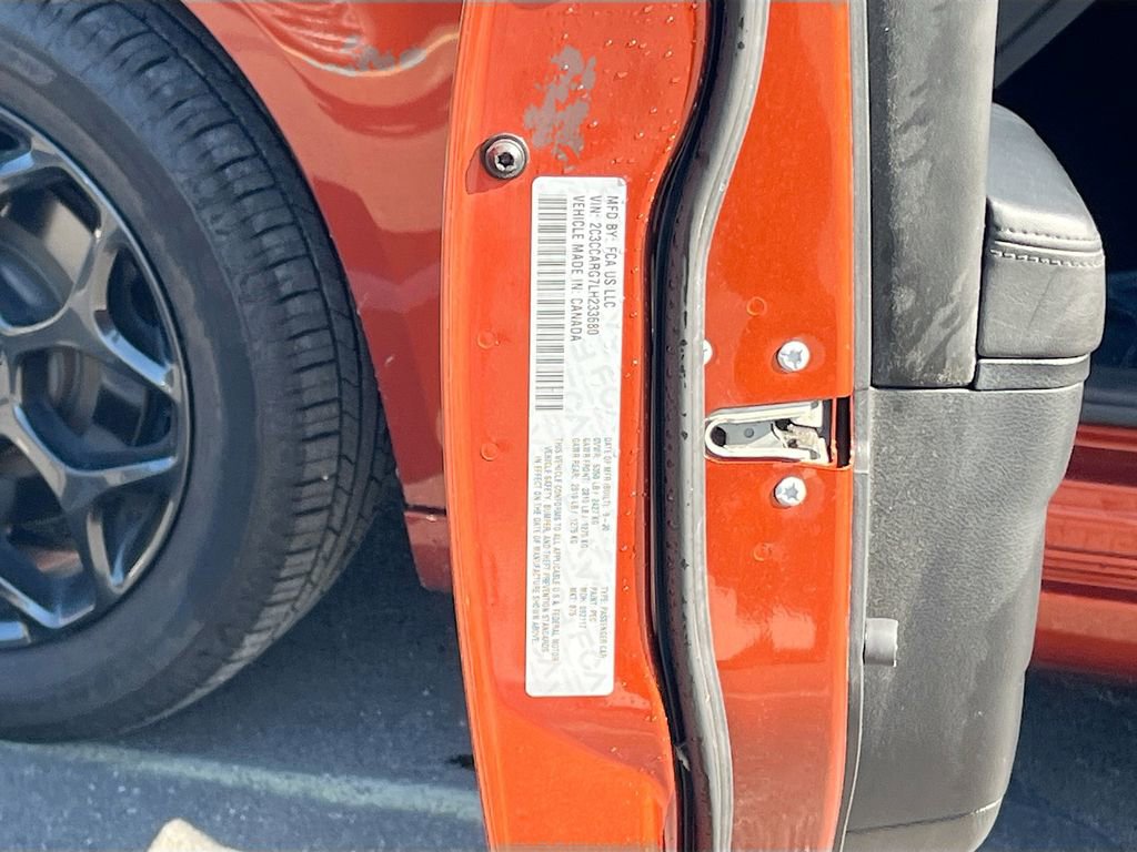 Certified 2020 Chrysler 300 Touring w/ Sport Appearance Package image 28