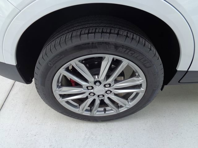 Certified 2023 Cadillac XT5 Sportv w/ Technology Package image 4