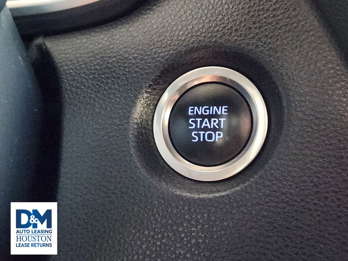 Used 2022 Toyota Corolla XSE FWD image 28