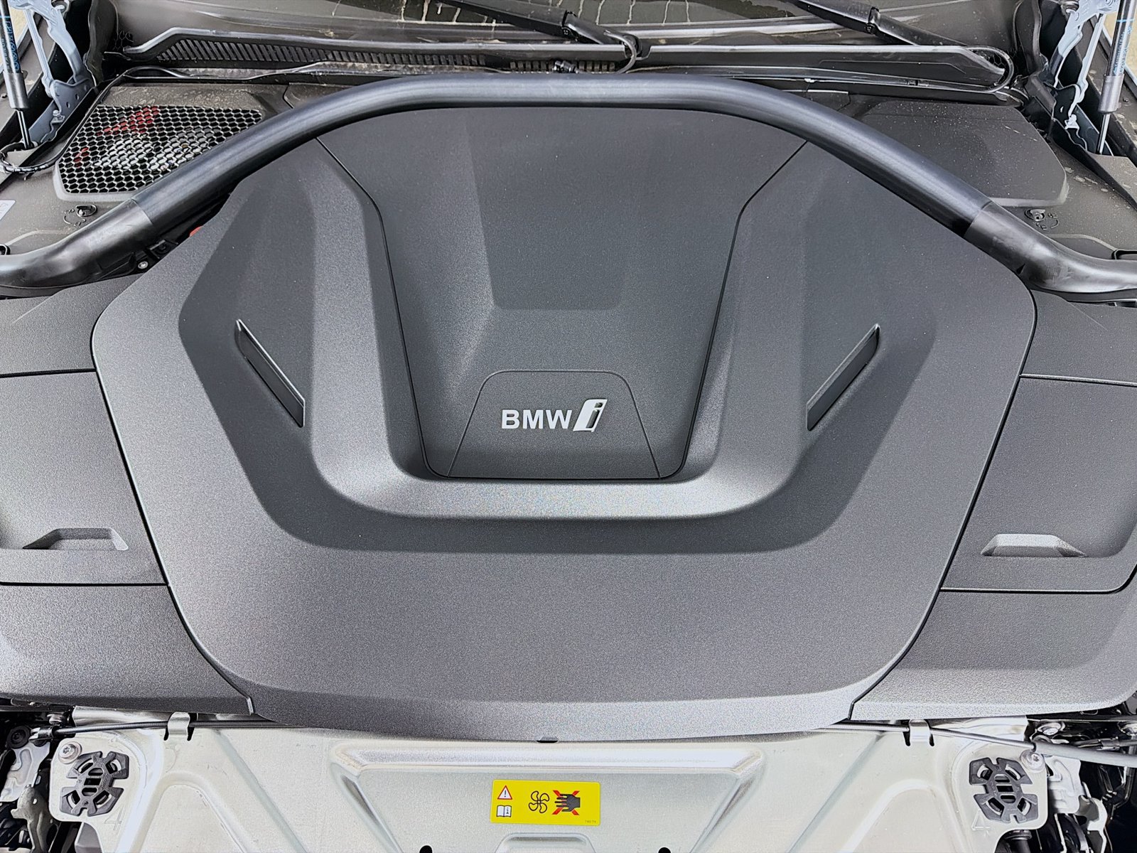 New 2026 BMW i4 eDrive40 w/ M Sport Package RWD image 32