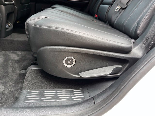 Used 2025 Genesis GV80 2.5T Standard AWD/4WD image 18