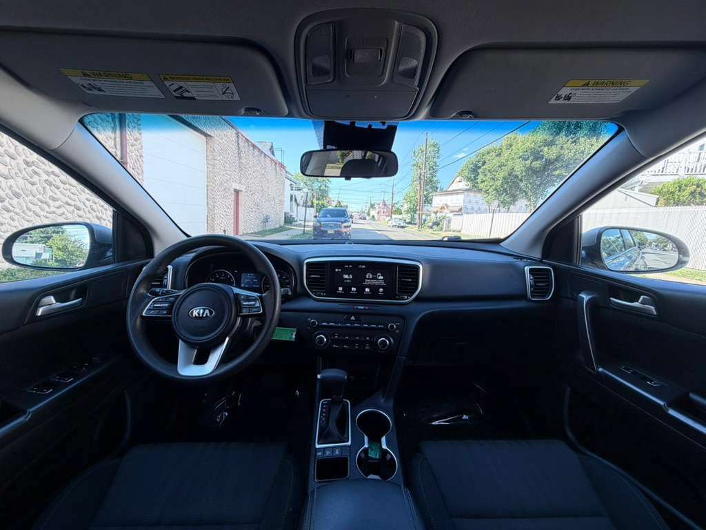 Used 2022 Kia Sportage LX AWD/4WD image 23