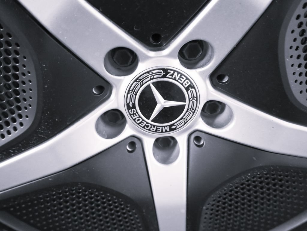 Certified 2023 Mercedes-Benz EQE 500 4MATIC SUV image 8