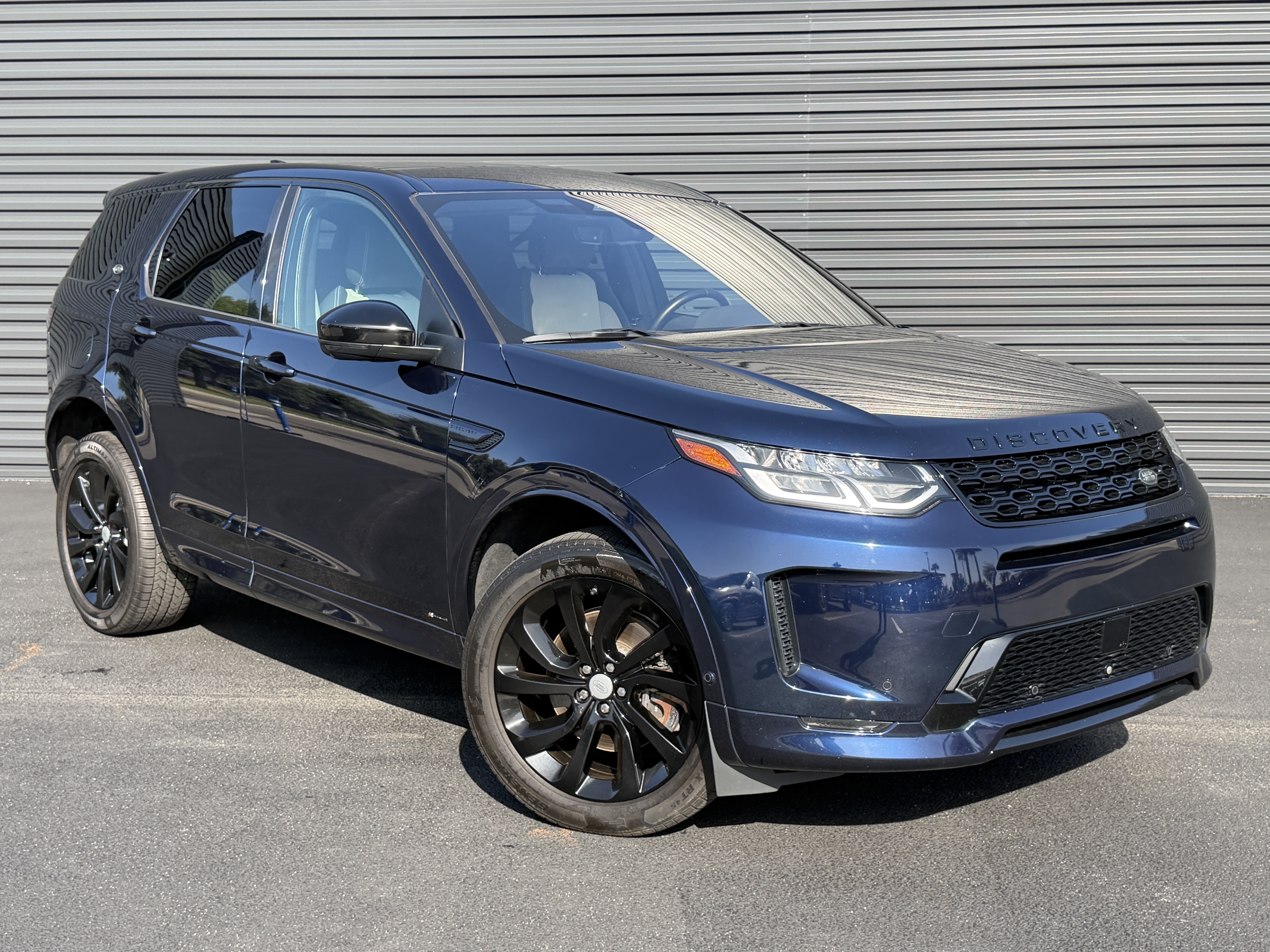 Used 2021 Land Rover Discovery Sport S R-Dynamic AWD/4WD image 7