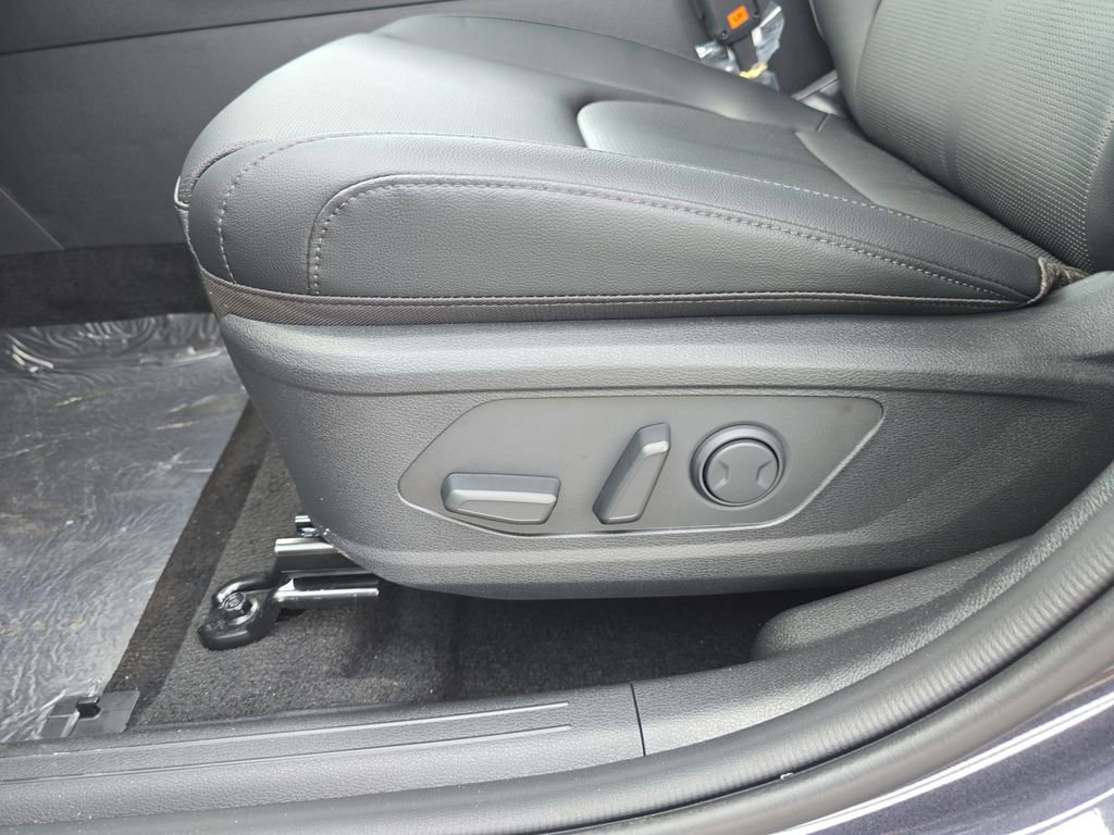 New 2026 Kia Sportage EX image 21