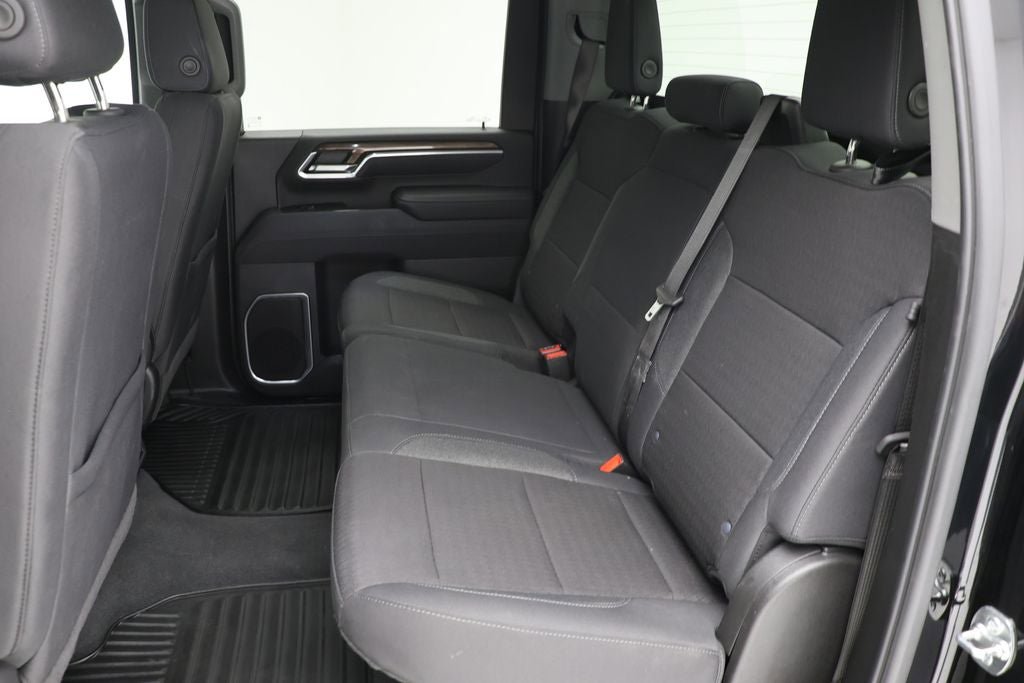Used 2025 Chevrolet Silverado 2500 LT w/ Convenience Package AWD/4WD image 7
