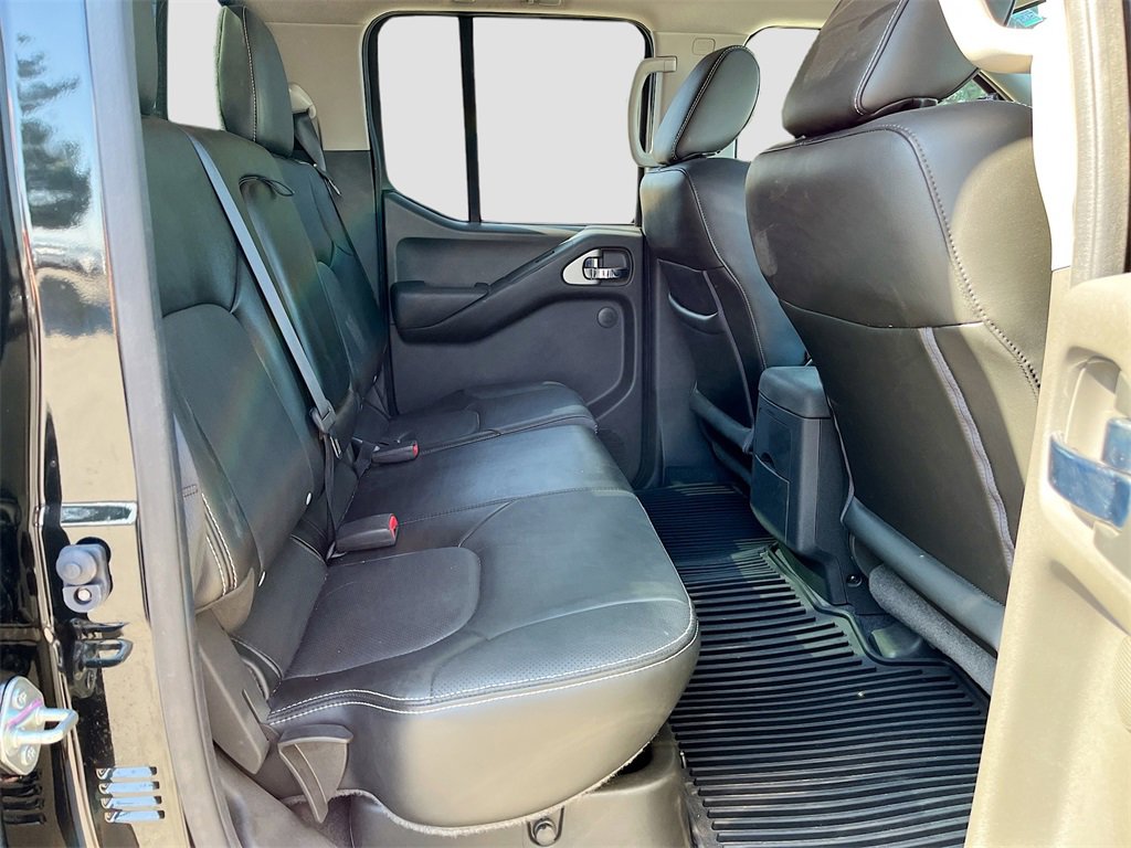Used 2021 Nissan Frontier PRO-4X w/ Pro-4x Utility Package image 26