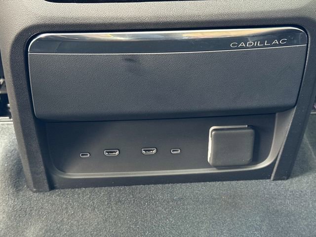 New 2026 Cadillac Escalade IQL Sport 2 w/ LPO, ONYX Package image 17