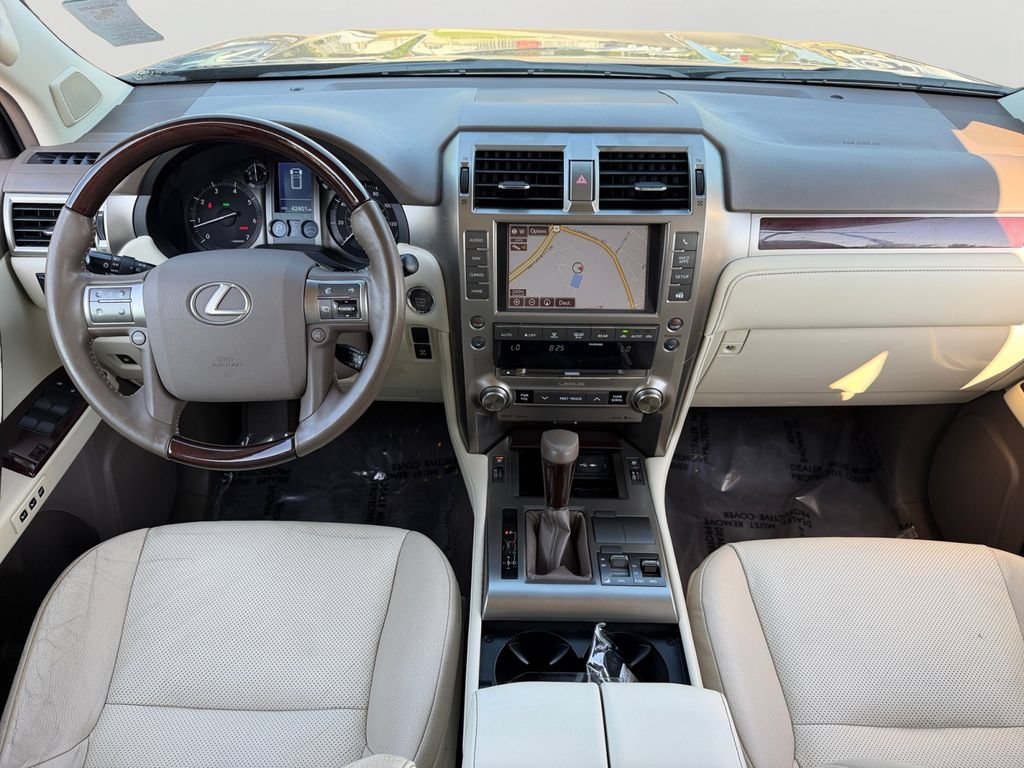 Used 2019 Lexus GX 460 Premium w/ Premium Package AWD/4WD image 13