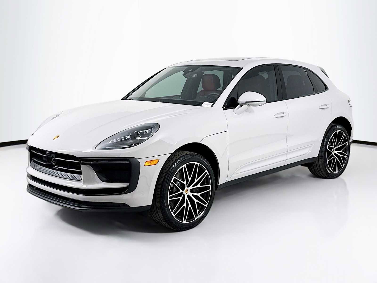 New 2026 Porsche Macan AWD/4WD image 1