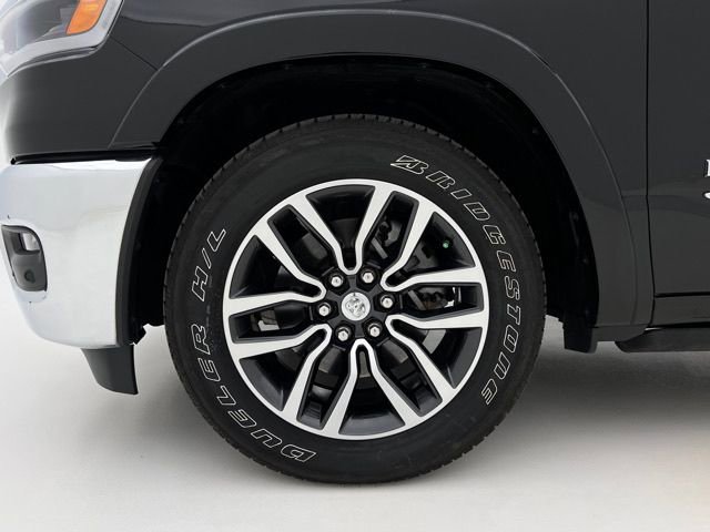 Used 2025 RAM 1500 Limited AWD/4WD image 28