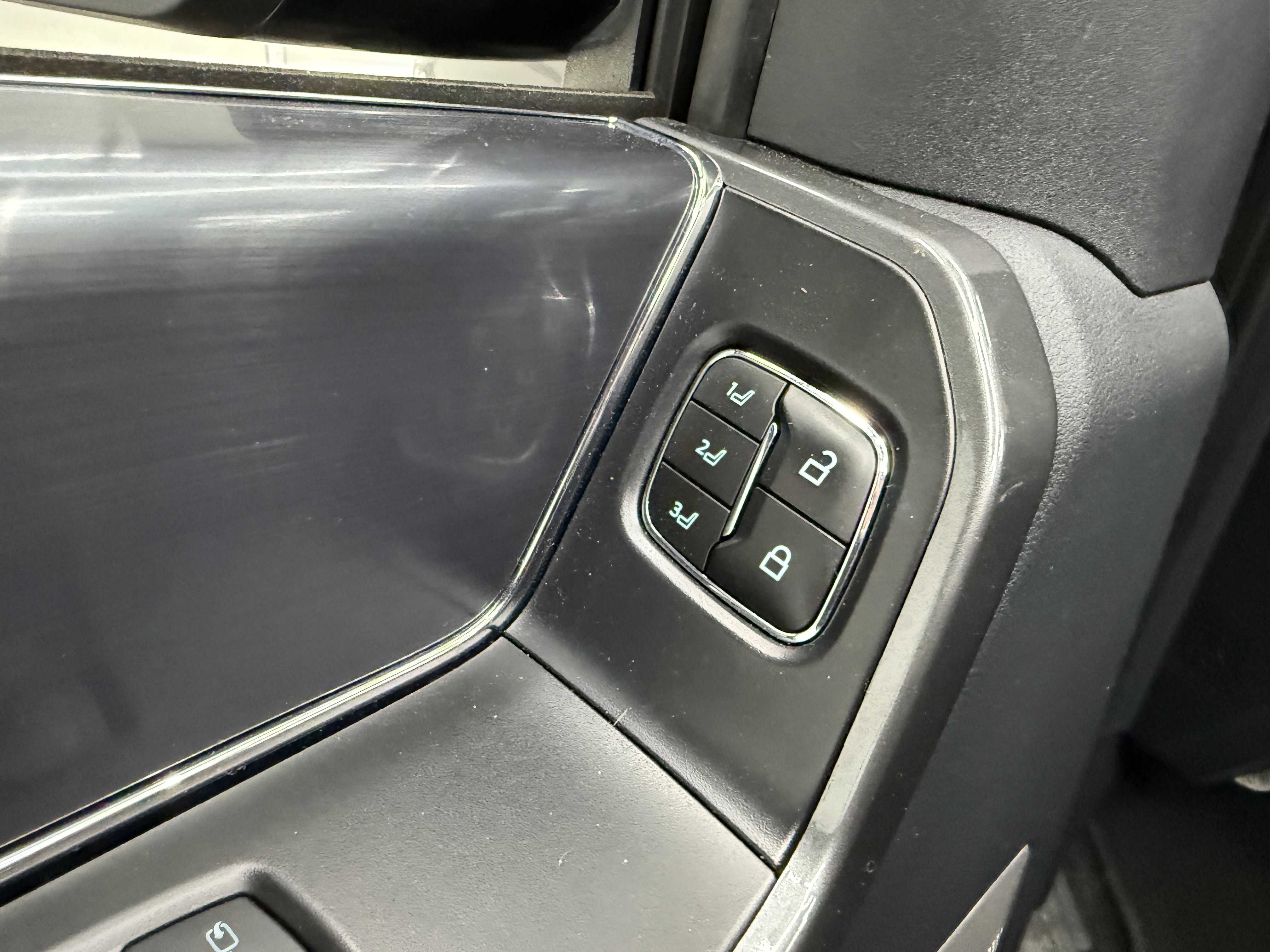 Used 2023 Ford F150 Lariat w/ Equipment Group 502A High AWD/4WD image 12