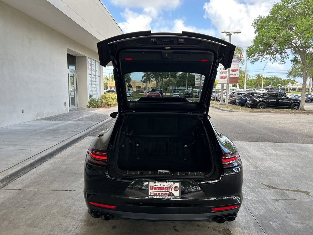 Used 2019 Porsche Panamera GTS image 36