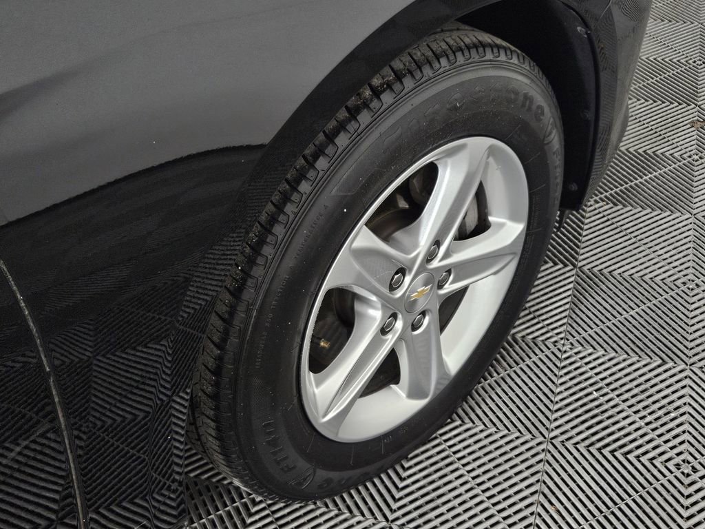 Used 2023 Chevrolet Malibu LT FWD image 4