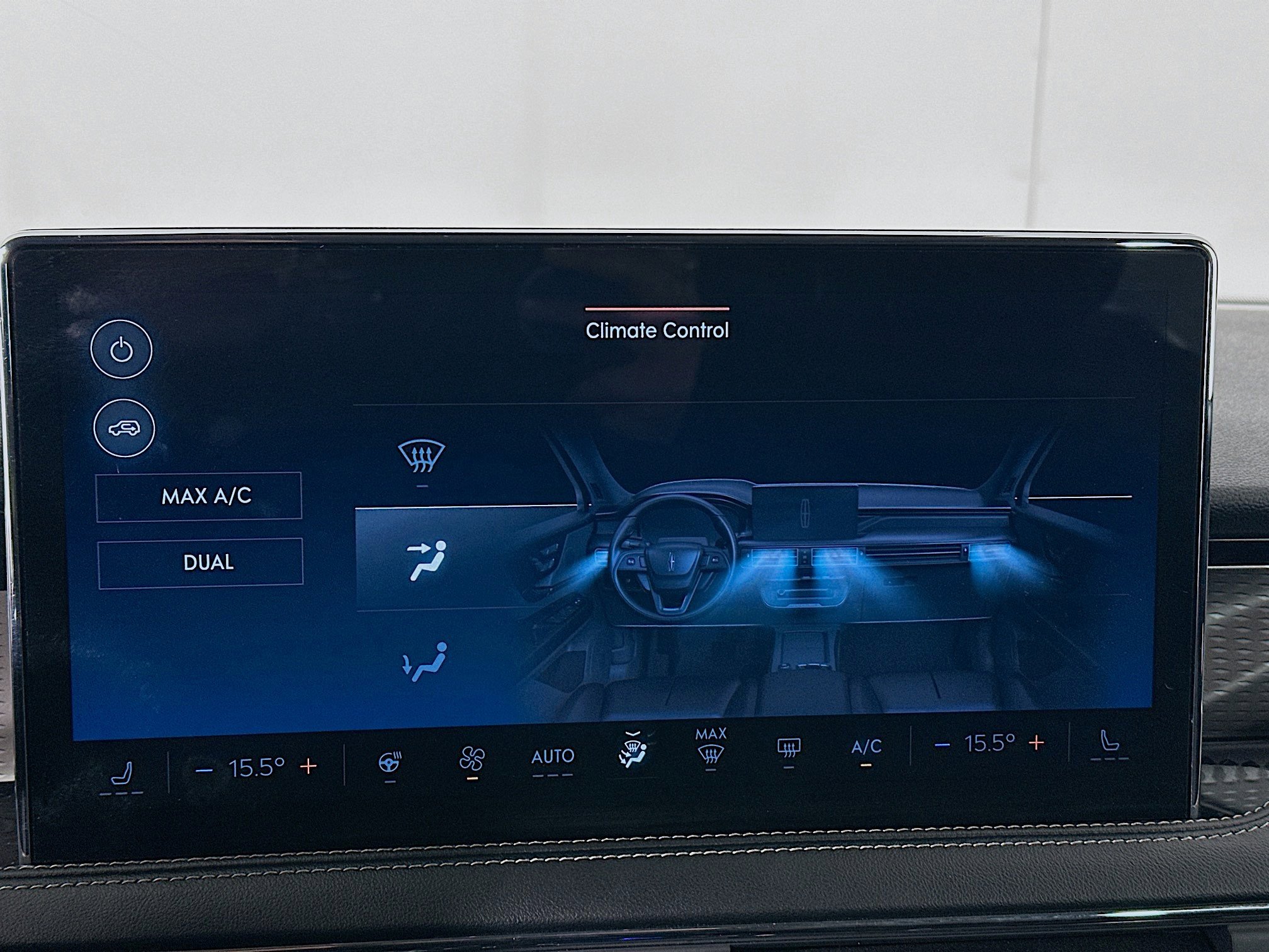 Used 2024 Lincoln Corsair Reserve w/ Equipment Group 201A image 23