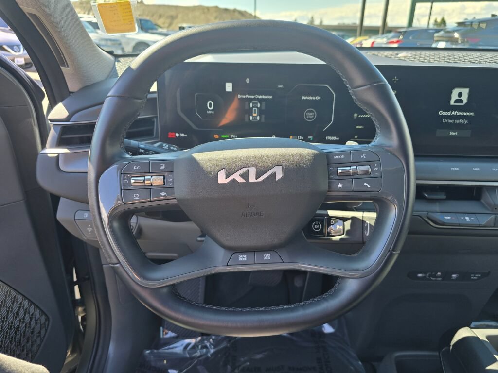Certified 2024 Kia EV9 Wind AWD/4WD image 12