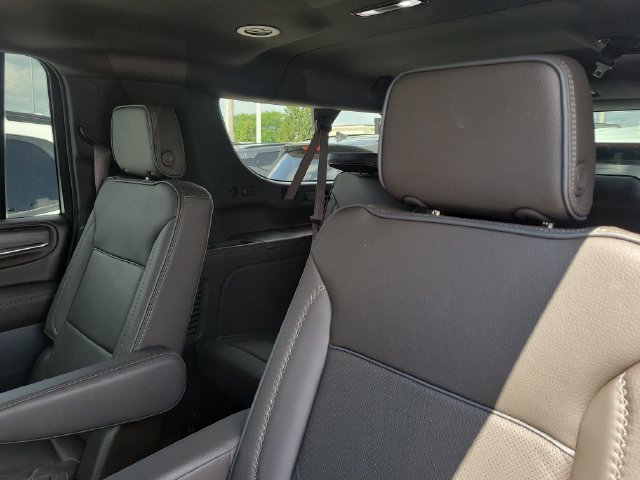 Used 2024 GMC Yukon XL Denali w/ Max Trailering Package AWD/4WD image 10