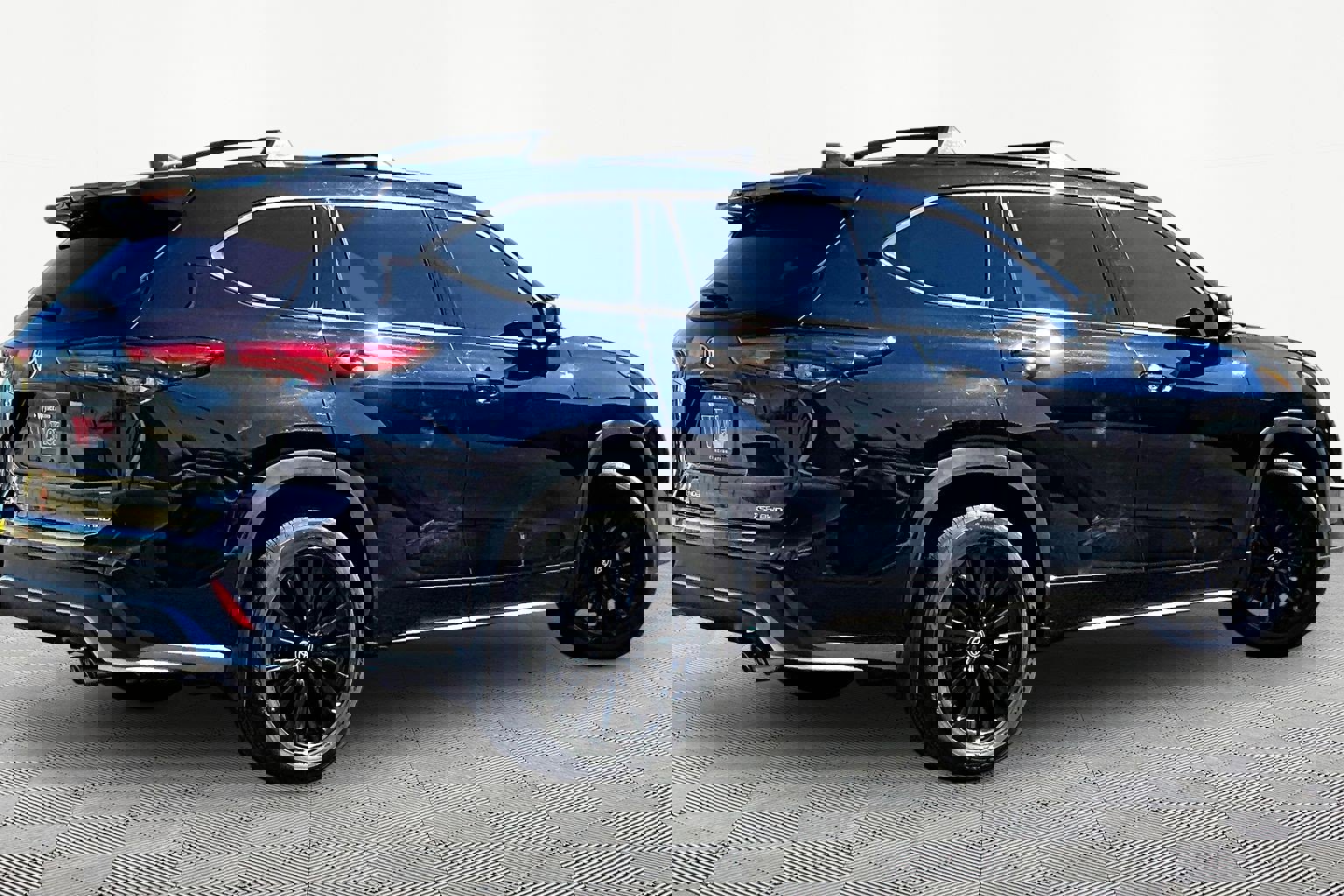 Used 2023 Toyota Highlander XSE image 7