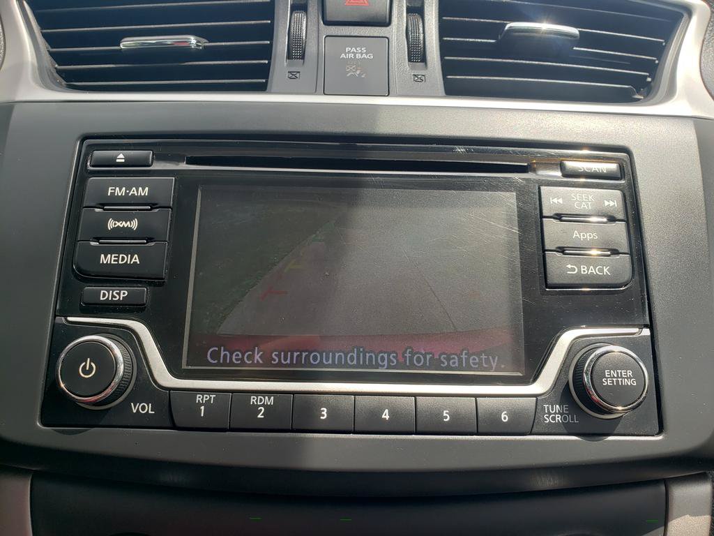 Used 2015 Nissan Sentra SV FWD image 19