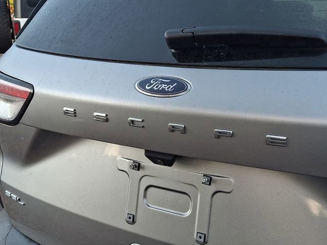 Used 2022 Ford Escape SEL FWD image 9