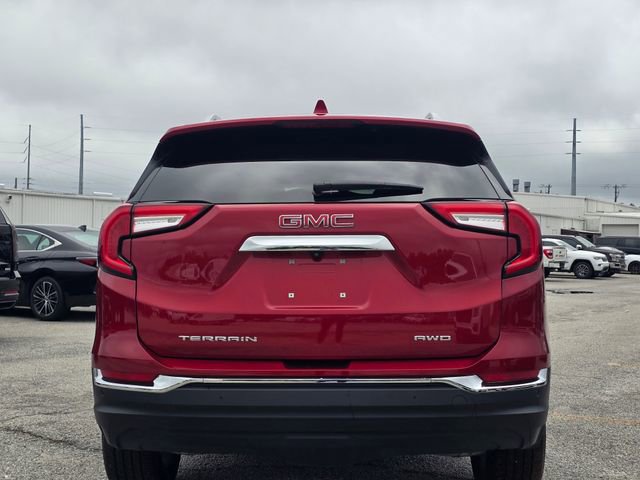 Used 2024 GMC Terrain SLT w/ Tech Package AWD/4WD image 4