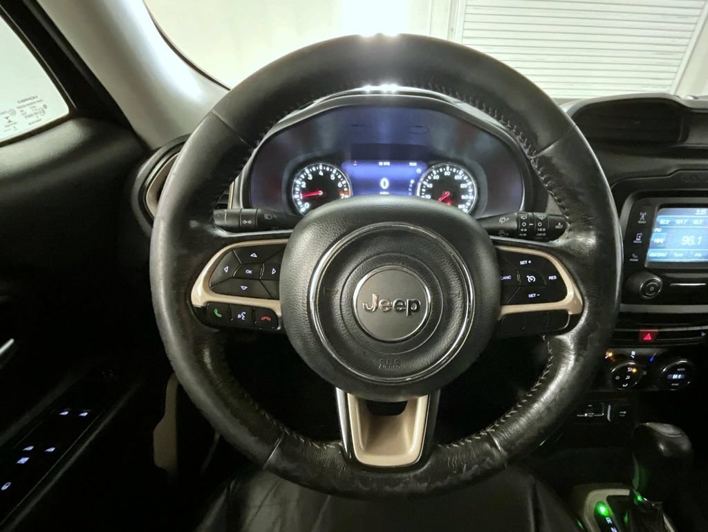 Used 2017 Jeep Renegade Limited AWD/4WD image 11