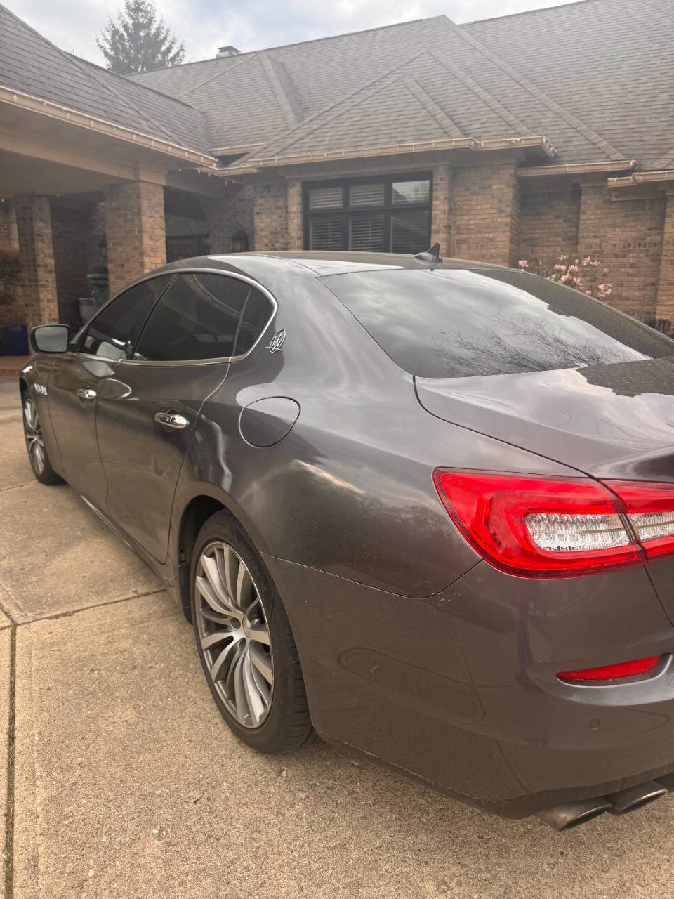 Used 2016 Maserati Quattroporte S Q4 AWD/4WD image 2
