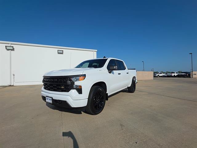 Used 2025 Chevrolet Silverado 1500 Custom RWD image 3