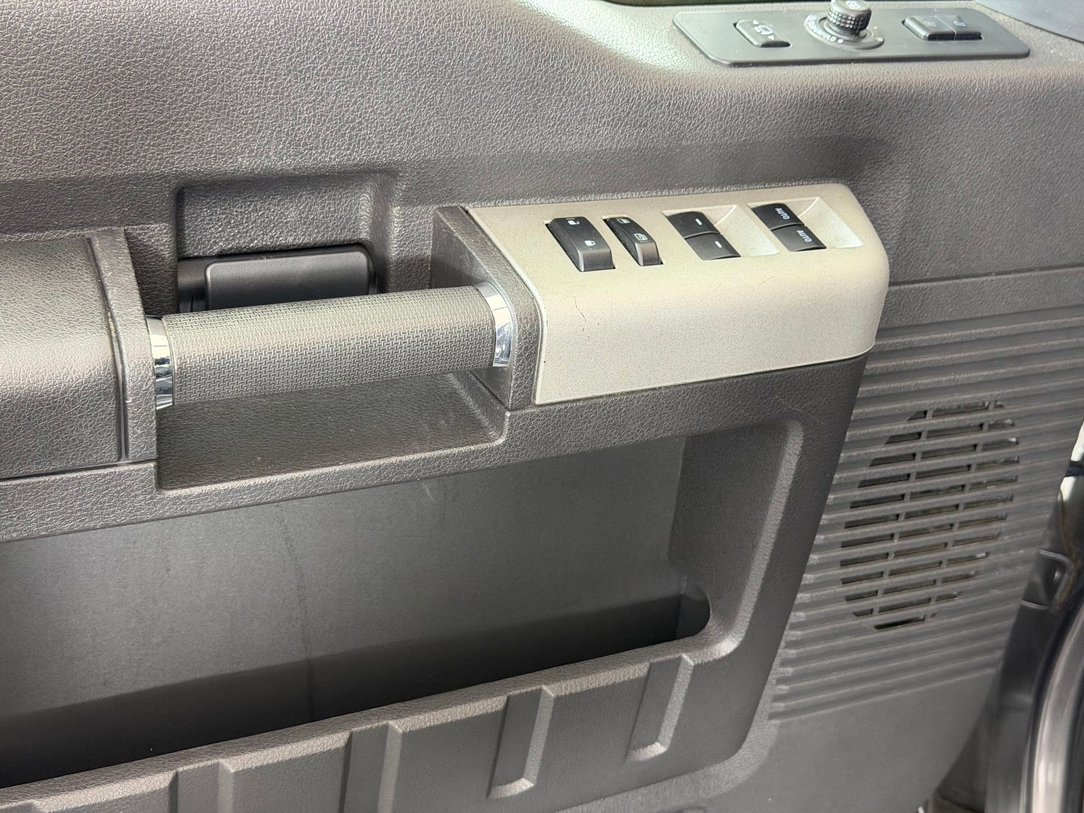 Used 2014 Ford F250 Lariat w/ Chrome Package image 14