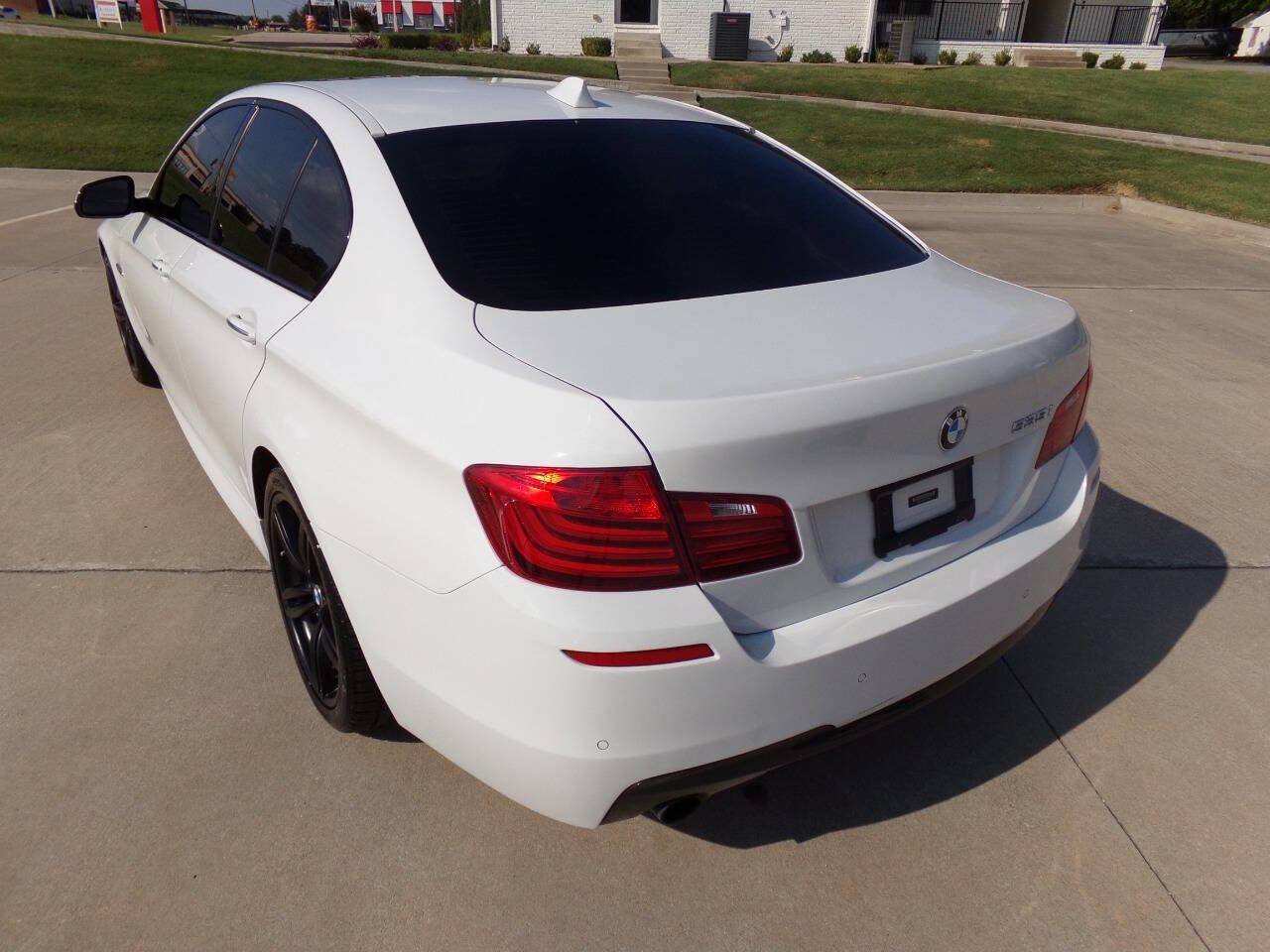 Used 2016 BMW 535i Sedan image 30