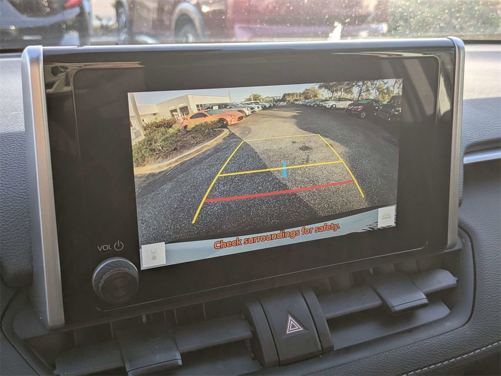 Used 2024 Toyota RAV4 LE image 22