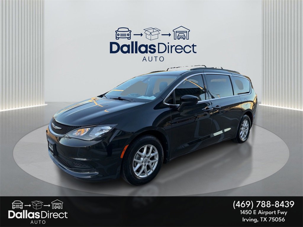 Used 2021 Chrysler Voyager Lxi image 2