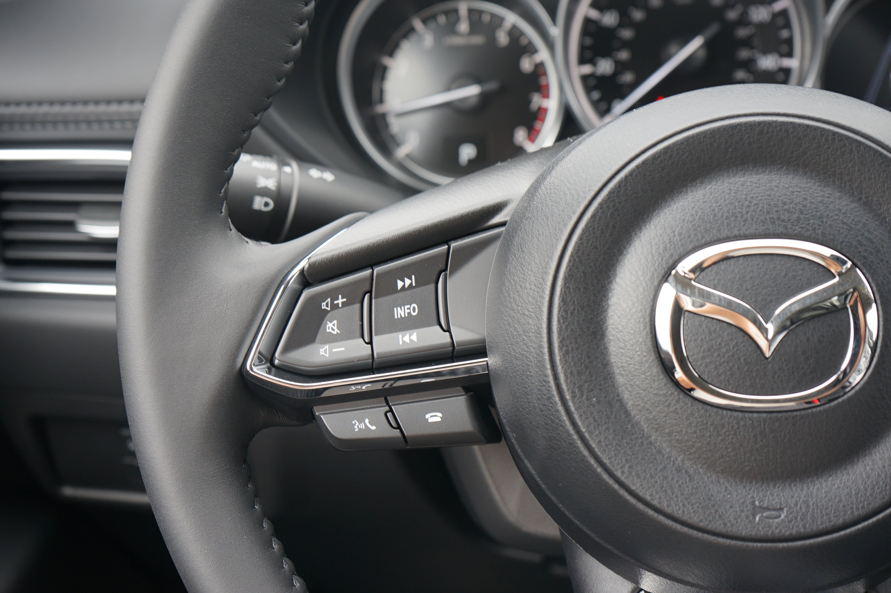 New 2025 MAZDA CX-5 AWD 2.5 S w/ Select Package image 13