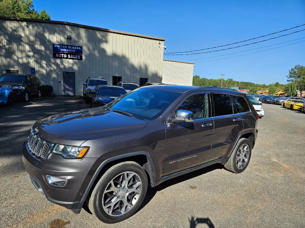 Used 2021 Jeep Grand Cherokee Limited w/ Luxury Group II image 3