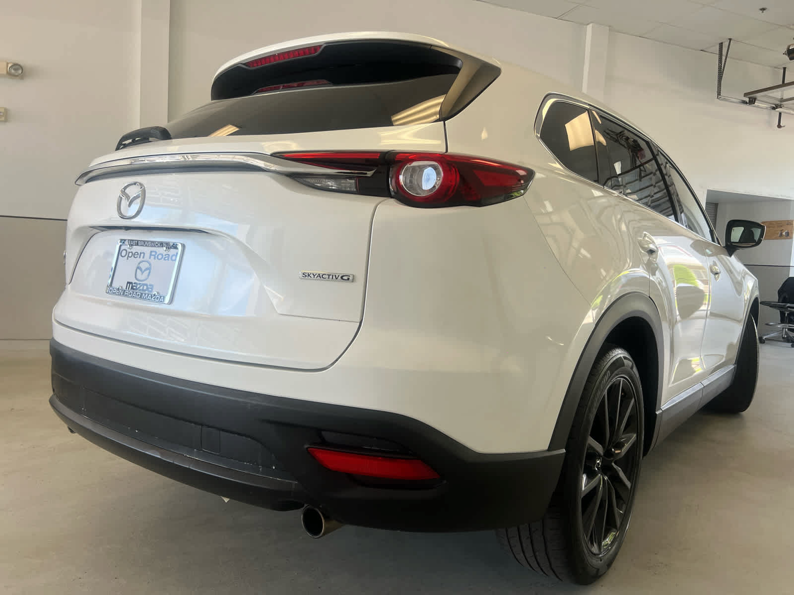 Certified 2023 MAZDA CX-9 Touring Plus AWD/4WD image 6
