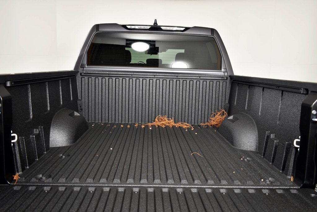 New 2025 Toyota Tundra SR image 8