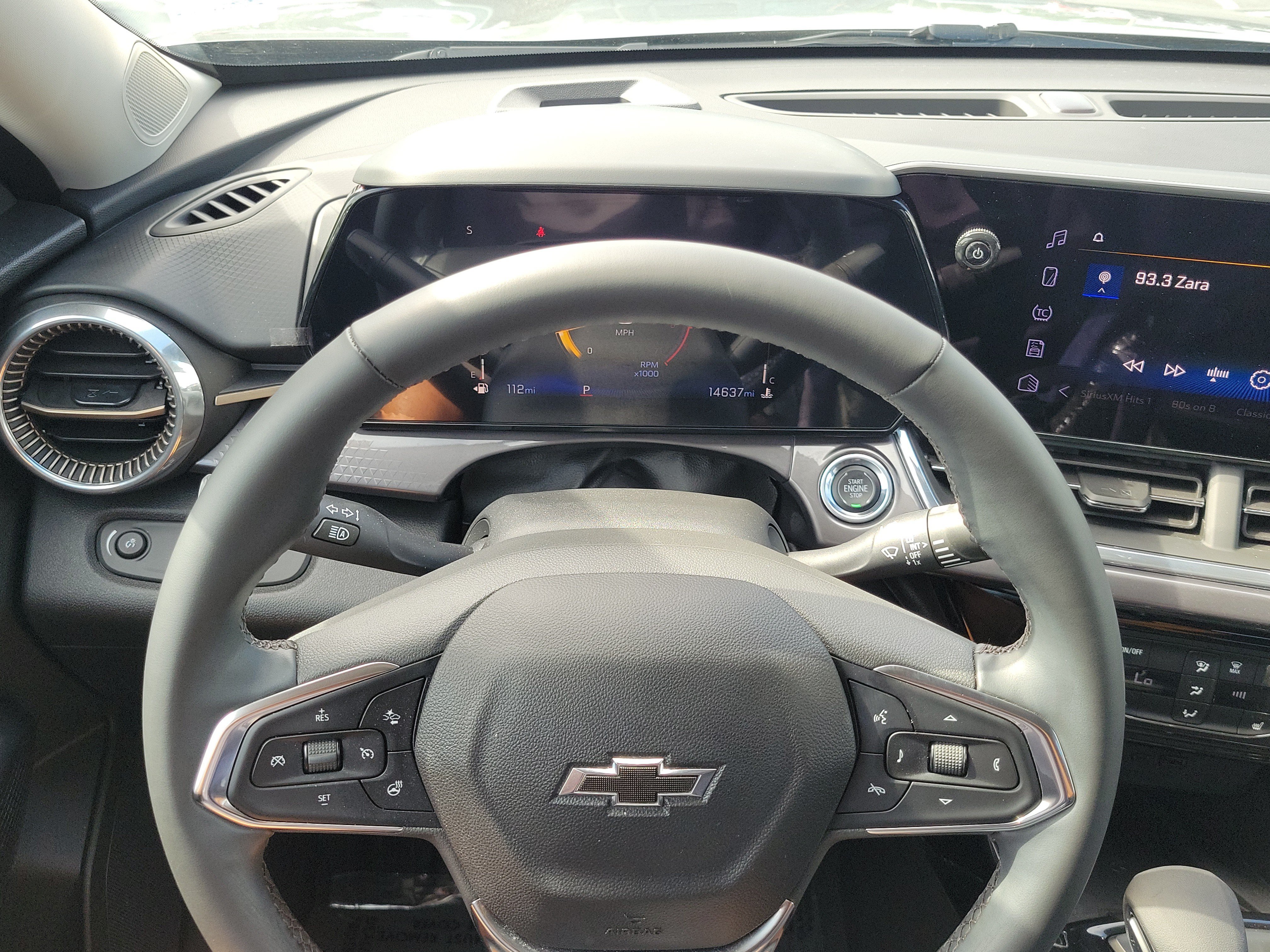Used 2025 Chevrolet Trax ACTIV w/ Sunroof Package FWD image 23