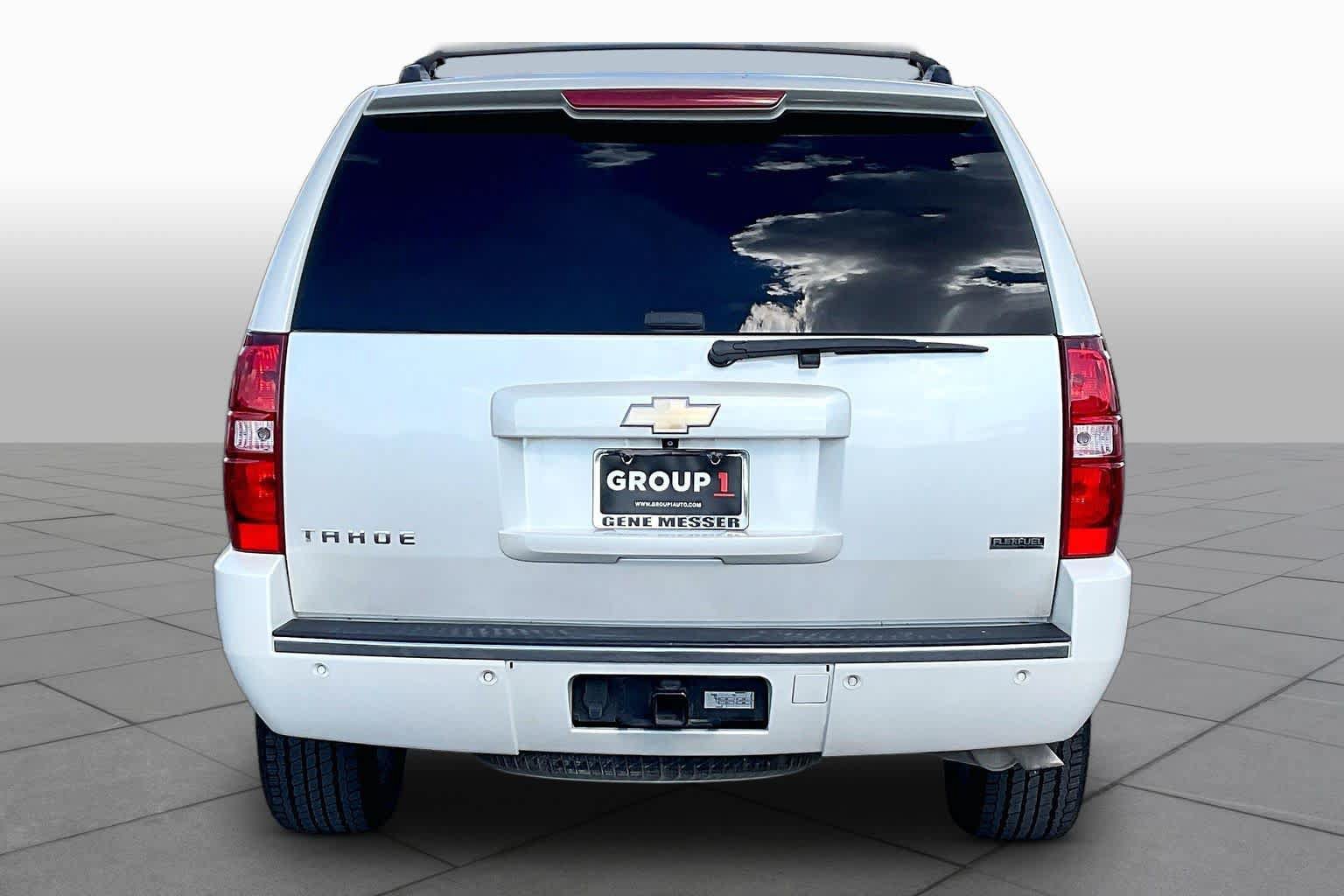 Used 2011 Chevrolet Tahoe LTZ RWD image 4