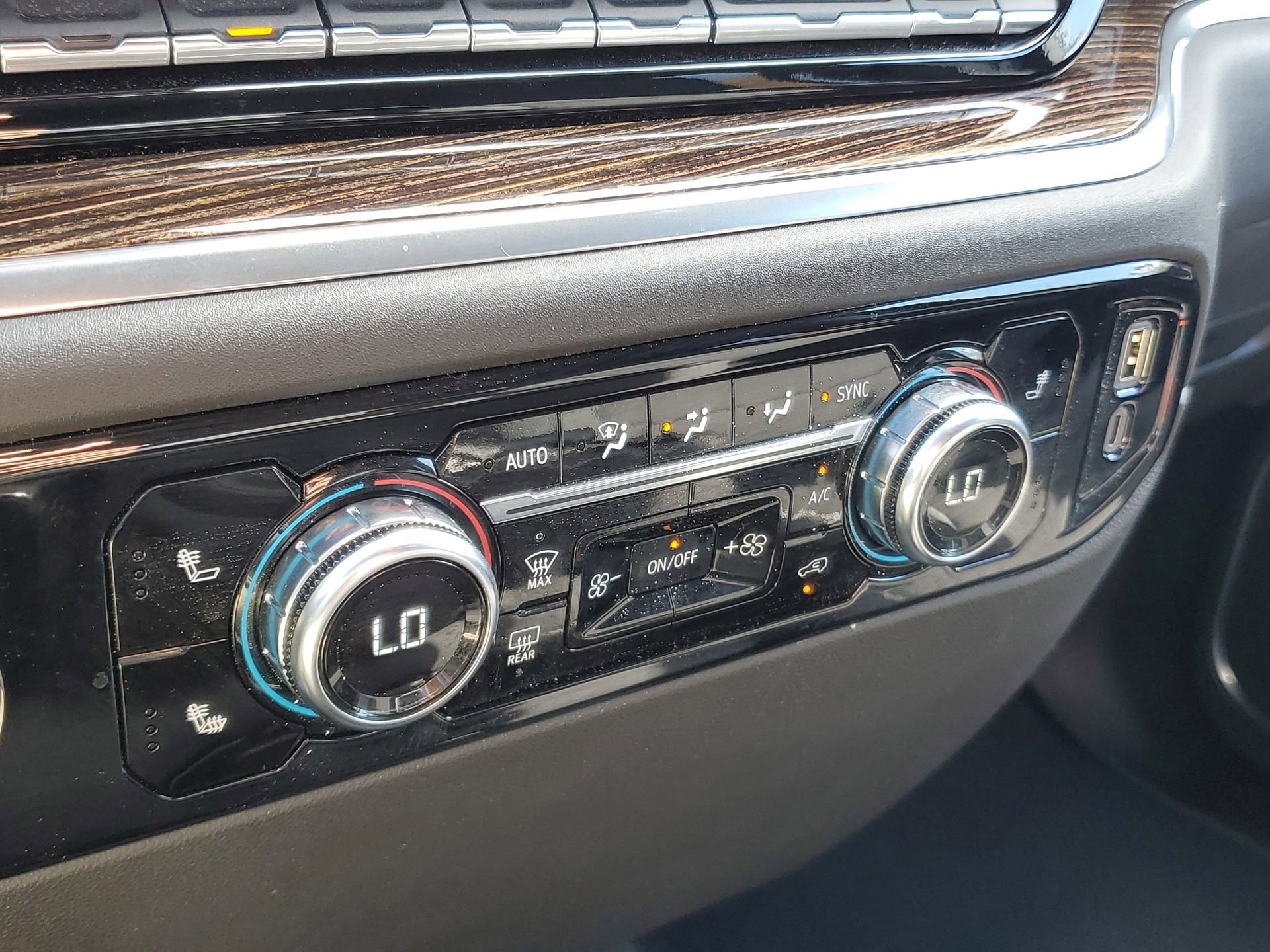 Certified 2023 GMC Sierra 1500 SLE w/ X31 Off-Road Package image 29